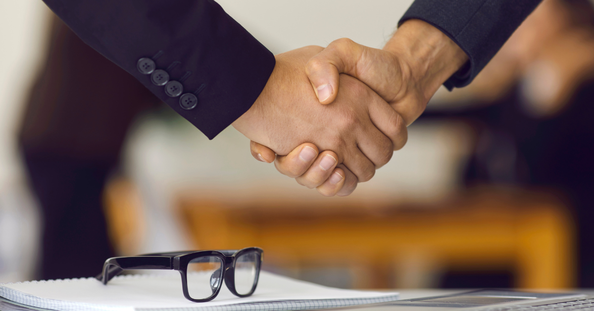 13 Effective Strategies For Exceptional Customer Service